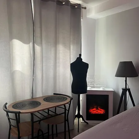 Le Carre Strasbourgeois - Entier Au Centre Du Neudorf F1 * Straßburg